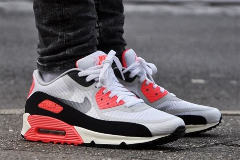 Nike Air Max 90 Infrared History