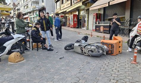 Motosikletler kafa kafaya çarpıştı O anlar kamerada Zonguldak Pusula