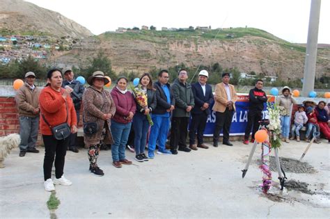 COLOCACIÓN DE PRIMERA PIEDRA E INICIO DE OBRA MURO DE CONTENCIÓN EN EL