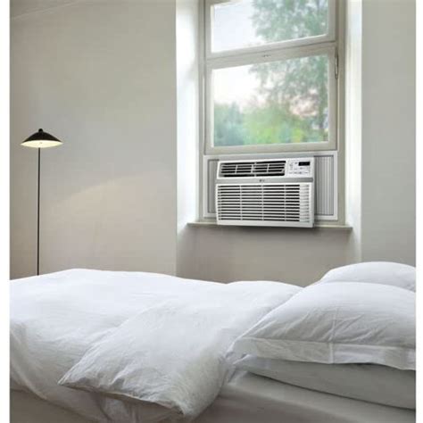 Lg 24 500 Btu Window Air Conditioner Cools 1 560 Sq Ft 39 X 40