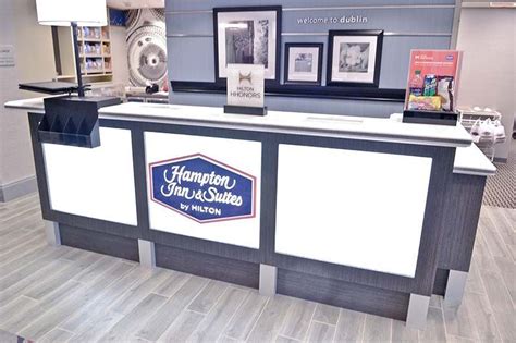 The Power Of Lighted Business Signs For Corporate Branding Dandp Custom