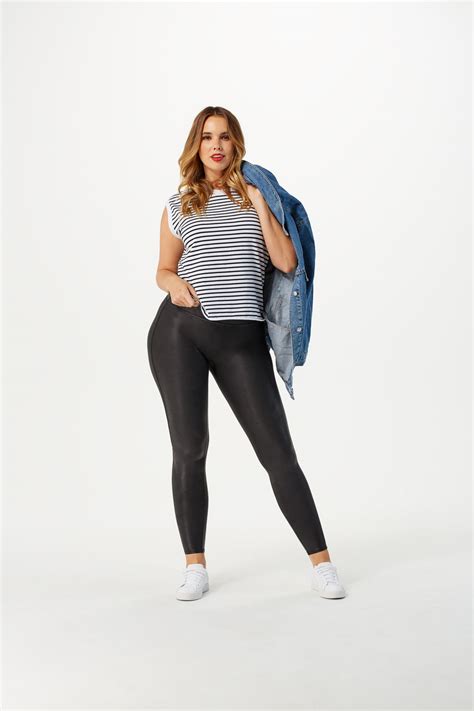 The 15 Best Plus Size Leggings For Every Occasion Teen Vogue