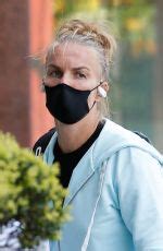 SVETLANA KUZNETSOVA Arrives at Her Hotel After Training at Roland ...