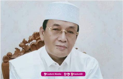 Biografi KH. Muammar Z.A | Profil Ulama › LADUNI.ID - Layanan ...