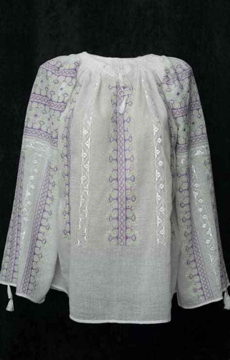 Ania Romanian Embroidered Peasant Blouse