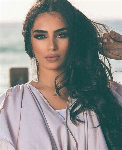 Defining The Beauty Of Arab Women And Their Characteristics