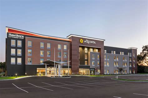 La Quinta Inn And Suites By Wyndham Mount Laurel Moorestown Mt Laurel
