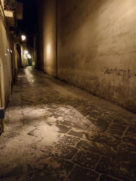 Aversa Cade Intonaco Dalla Chiesa Di San Domenico Pupia Tv