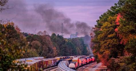 Tren Con Combustible Se Descarrila Y Provoca Incendio En Atlanta As