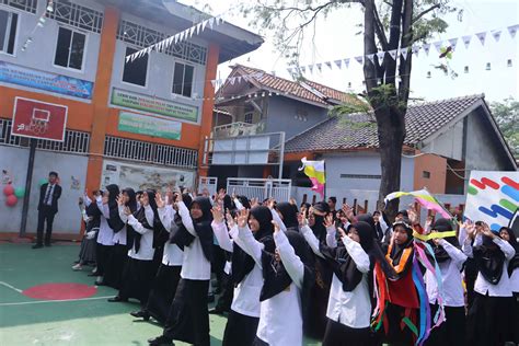 Apel Tahunan Pekan Perkenalan Khutbatul Arsy Di Ezzat Pondok