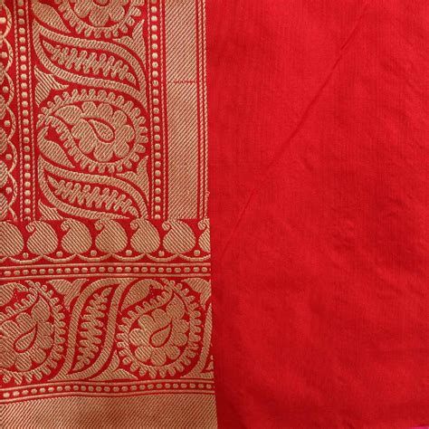 Ragini Red Pure Katan Silk Banarasi Handloom Saree Tilfi