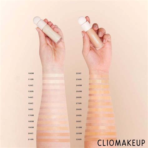 Recensione Fondotinta Rare Beauty Liquid Touch Weightless Foundation