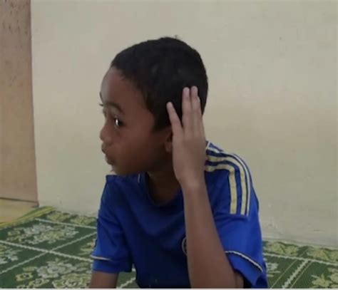 Ustaz Pukul Murid Hingga Pening Dan Muntah Video MStar