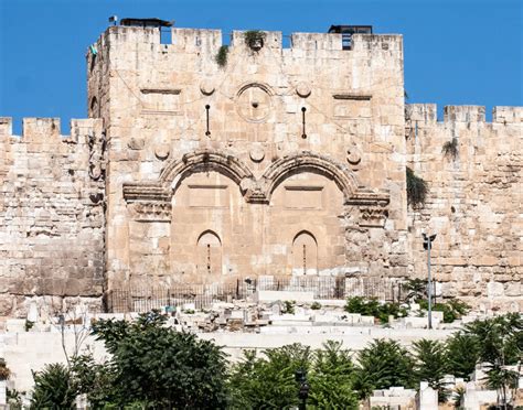 An Lisis En Profundidad Del Simbolismo De Las Puertas De Jerusal N