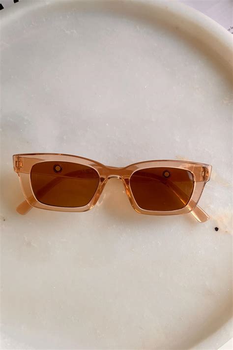 Gurlz Kad N Cat Eye G Ne G Zl Nude Falaneyewear