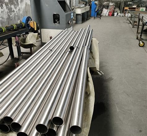 Seamless Tube Titanium Tubing Heat Exchanger Gr2 Titanium Pipe China