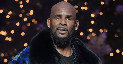 Singer R Kelly Accused Of Keeping Women In Abusive Cult At His Homes