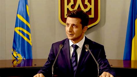 Comedian Volodymyr Zelensky Who Plays Tv President Becomes The New Real