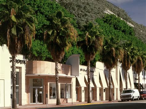 Ballet Valet Parking Garage & Retail Centre, Miami - netMAGmedia Ltd