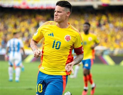 James Rodr Guez Nominado A Mejor Jugador Del A O