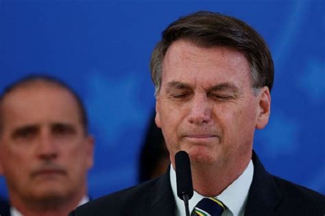 Moraes determina quebra de sigilo bancário de Bolsonaro e Michelle