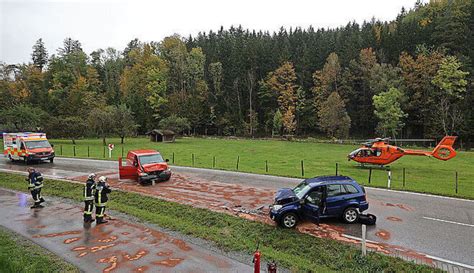 Teisendorf Drei Verletzte Bei Frontalzusammensto Bei Kumpfm Hle