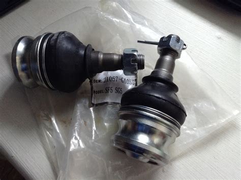 Замена шаровой опоры — Subaru Forester (SH), 2 л, 2010 года | своими ...