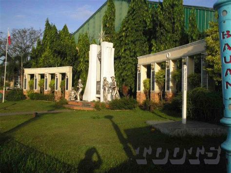 Dambana Ng Mga Bayani Bauan