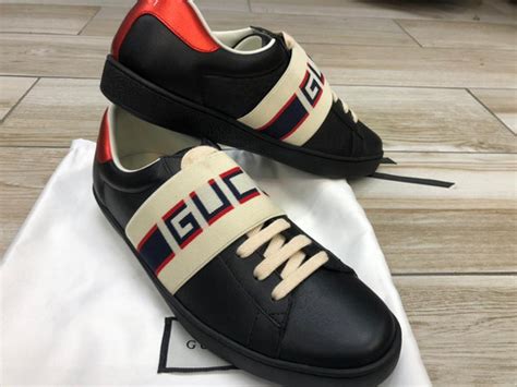 Tenis Gucci Caballero Piel Negros Cintillo Gucci Al Frente