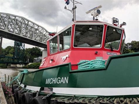 Great Lakes Towing Unveils 64ft Long Tug Michigan Vessel