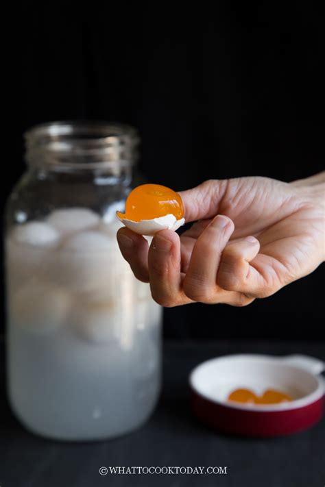 How To Make Salted Eggs Brine Solution Or Salt Cured Egg Yolk