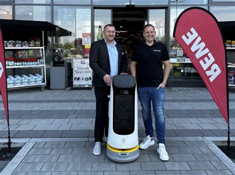 Rollender Einkaufsbegleiter Rewe USH Hier Zeigt Der Service Roboter