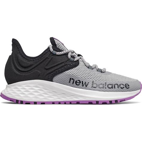 New Balance Women’s Roav V1 Fresh Foam Trail Shoes Academy