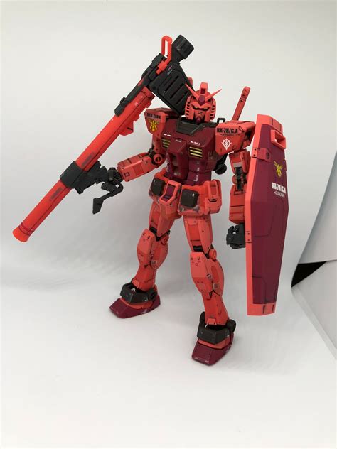 Rg キャスバル専用ガンダム 嫁のガンプラ日記 たまーに私が買った物も