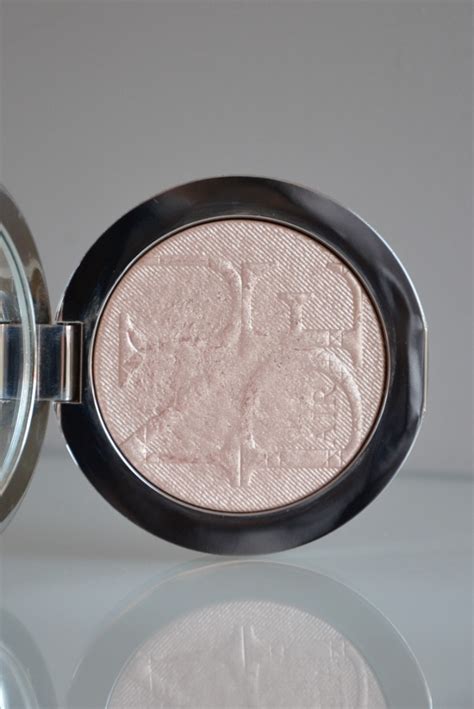Dior Diorskin rozświetlacz Nude Glow Addict Wrocław Kup teraz na Allegro Lokalnie