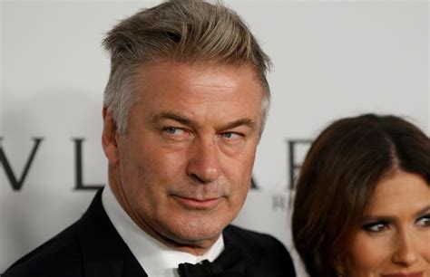 Drame Mortel Sur Un Tournage Alec Baldwin Tire Et Tue Une Létoile