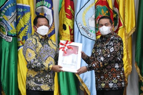 Terima DIPA TA 2023 Dari Mendagri DKPP Langsung Teken Perjanjian