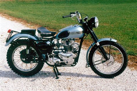 Motoblogn James Dean 1955 Triumph Trophy