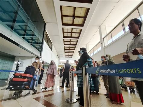 Hari Ini Puncak Arus Balik Pergerakan Penumpang Di Bandara Juanda