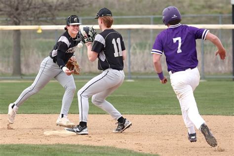 Photos Sycamore Baseball Knocks Off Rochelle Shaw Local