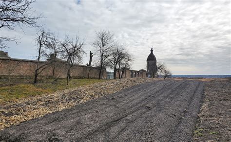 Белз. Краса без дороги Цікаві місця • Пам'ятки • Що подивитись у Белз ...