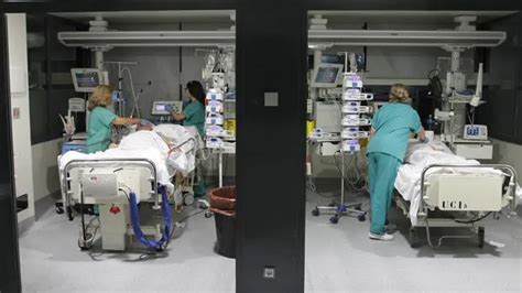 Aislados Dos Menores En El Hospital Reina Sofía Por Una Bacteria