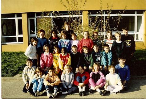 Photo De Classe Cm De Ecole Helene Boucher Gruchet Le