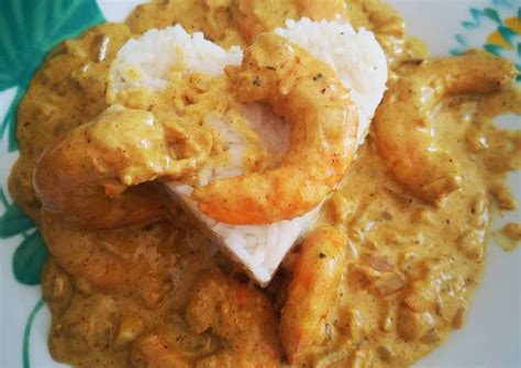 Recette Des Crevettes Sauce Crémeuse Au Curry Accompagnées De Riz Thaï