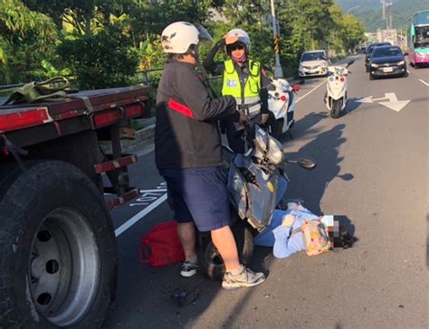 拖板車違停凸出停車格 女騎士因逆光視線受阻撞上 社會 中時新聞網