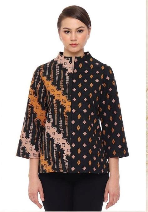 Pin By Neska Mahesworo On Batik Batik Fashion Sewing Clothes Women Batik Blazer