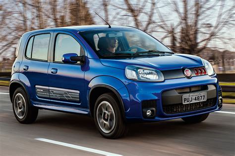 Fiat Uno Sporting Dualogic entre a aparência e a substância Motor Show