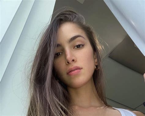 Did Anllela Sagra Undergo Plastic Surgery Including Boob Job Nose Job Botox And Lips Famous