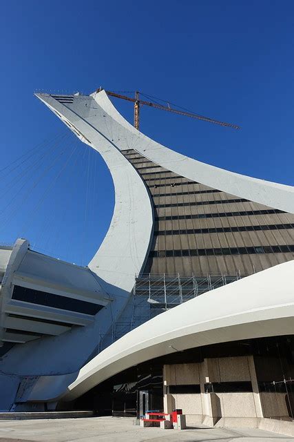 Montreal Tower (Olympic Stadium) | —- / blog.vellut.com