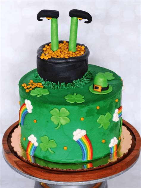 Leprechaun Birthday Cake Ideas Images Pictures